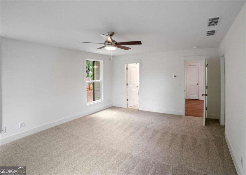Spacious, unfurnished interior of a new home in The Villages at Whites Mill, Decatur (Image 15).