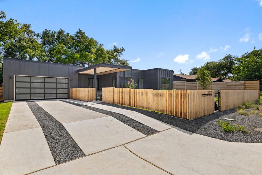 Exterior details and patio area of a home in , Austin (Image 28).