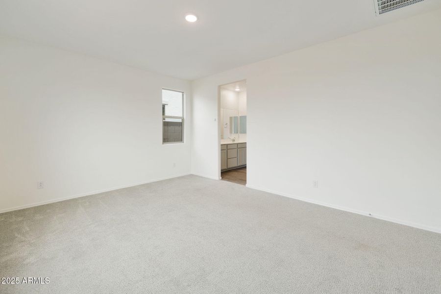 OWNER'S BEDROOM OWNER'S BEDROOM