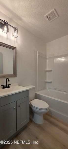 Furnished interior view inside a new home in , Jacksonville (Image 7).