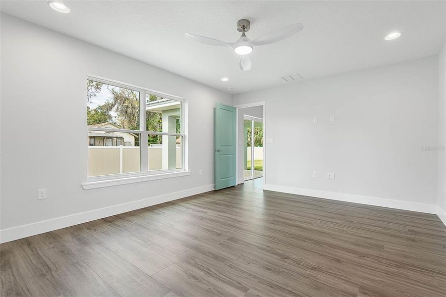 Spacious, unfurnished interior of a new home in , Bunnell (Image 46).