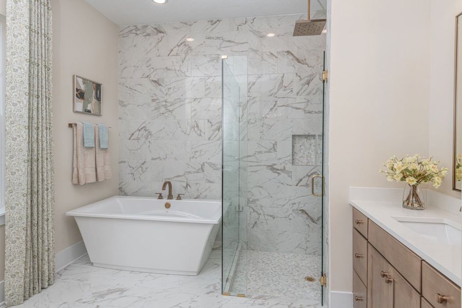 Representative furnished interior of a home built from the Stella II by Riverside Homes in Hidden Creek at SilverLeaf, St. Augustine (Image 50).