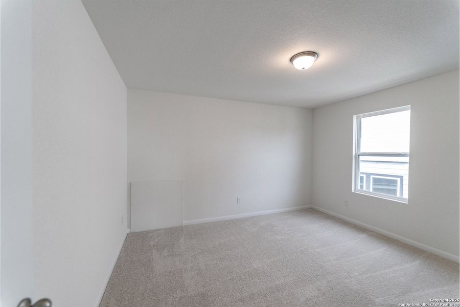 Spacious, unfurnished interior of a new home in Willow View, Converse (Image 12).