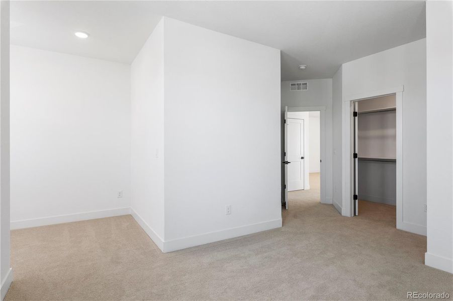 Spacious, unfurnished interior of a new home in Dillon Pointe - Journey, Westminster (Image 25).