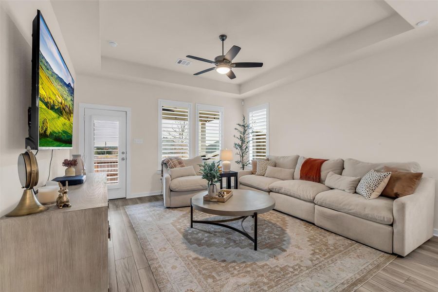 Furnished interior view inside a new home in Westridge Cove 40′, Conroe (Image 10). Furnished interior view inside a new home in Westridge Cove 40′, Conroe (Image 10).