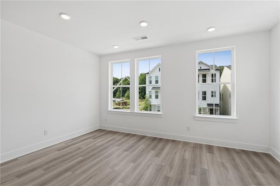 Spacious, unfurnished interior of a new home in Celesta, Scottdale (Image 16). Spacious, unfurnished interior of a new home in Celesta, Scottdale (Image 16).