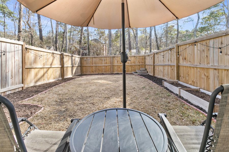 Exterior details and patio area of a home in , Summerville (Image 29).