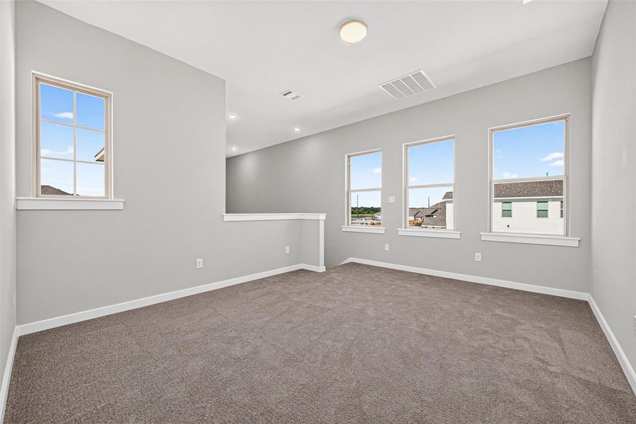 Spacious, unfurnished interior of a new home in Mostyn Springs, Magnolia (Image 31).