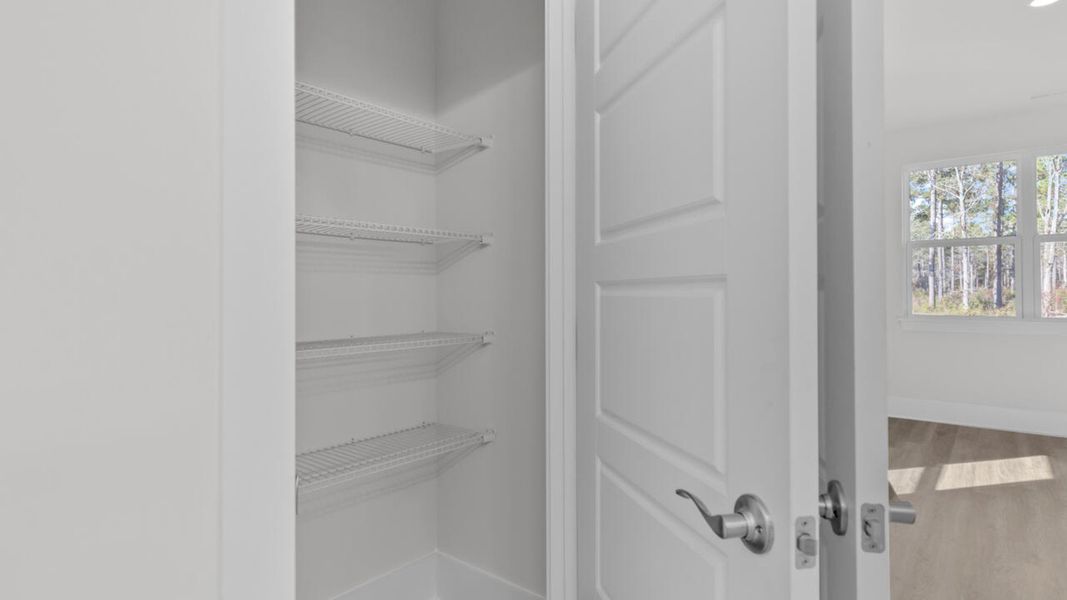 Close-up of interior finishes inside a home in Rolling Hills, Bolivia (Image 14).