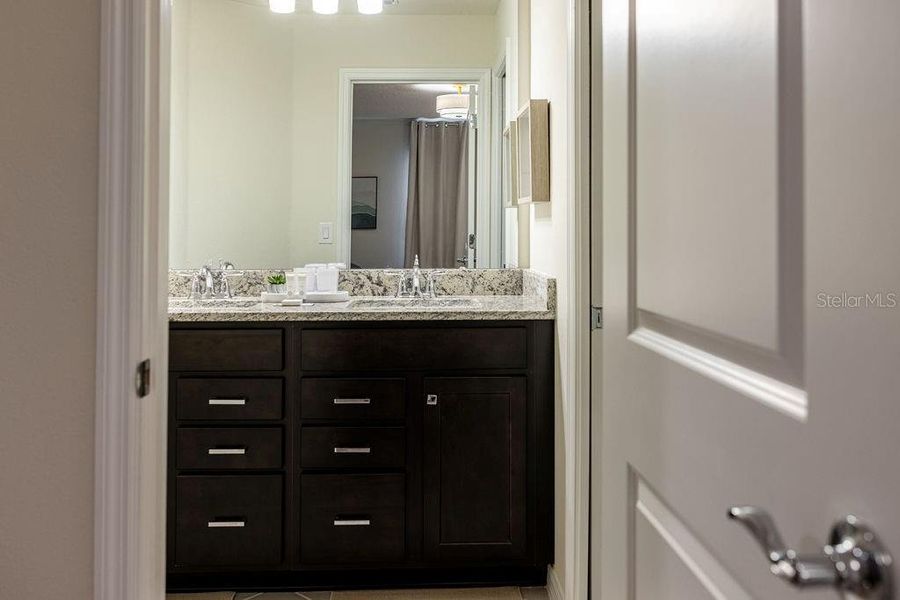 Furnished interior view inside a new home in , Clermont (Image 20).