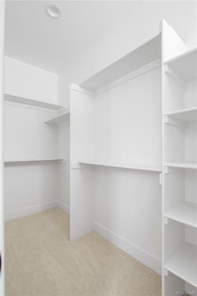 Spacious, unfurnished interior of a new home in , Denver (Image 12).
