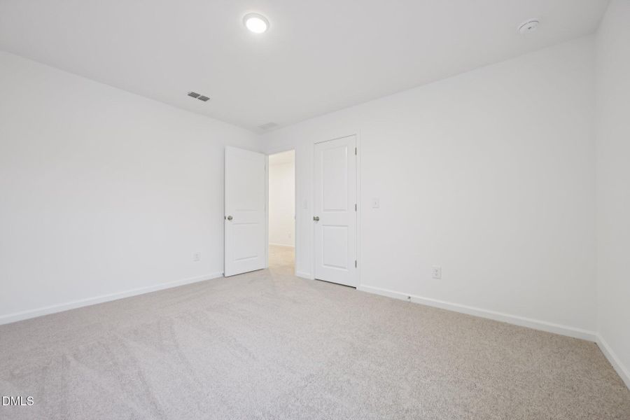 38-web-or-mls-Salers Loop-S1703-038 38-web-or-mls-Salers Loop-S1703-038