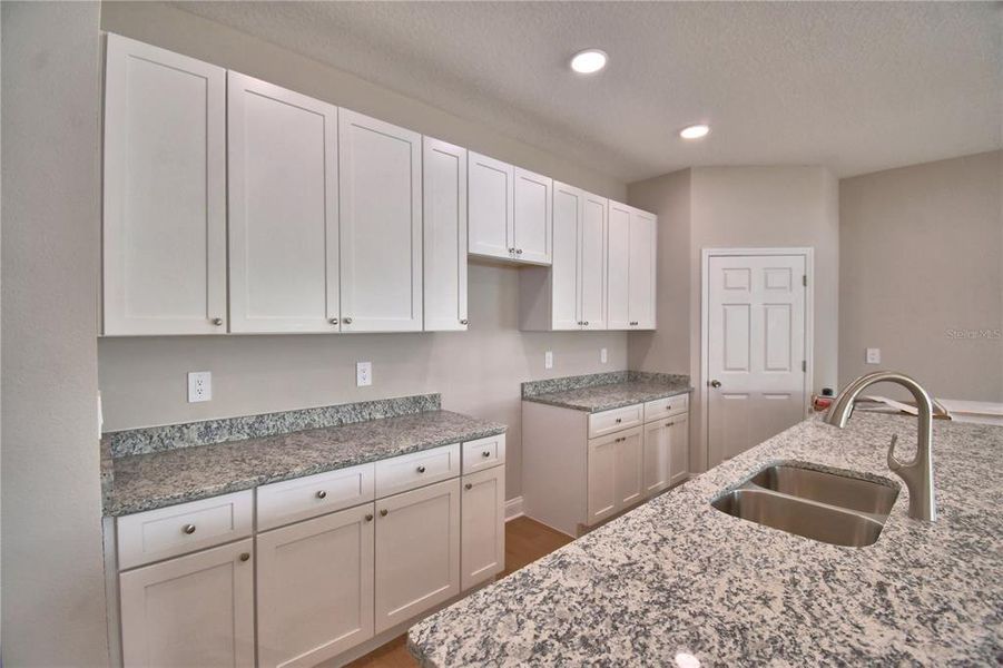 Furnished interior view inside a new home in , Winter Haven (Image 9).