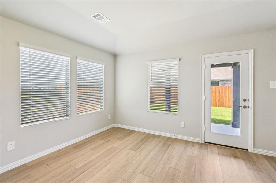 Photo is not of the actual home, but is an inspirational photo of builder’s model home and may depict options, furnishings, and/or decorator features that are not included. Photo is not of the actual home, but is an inspirational photo of builder’s model home and may depict options, furnishings, and/or decorator features that are not included.