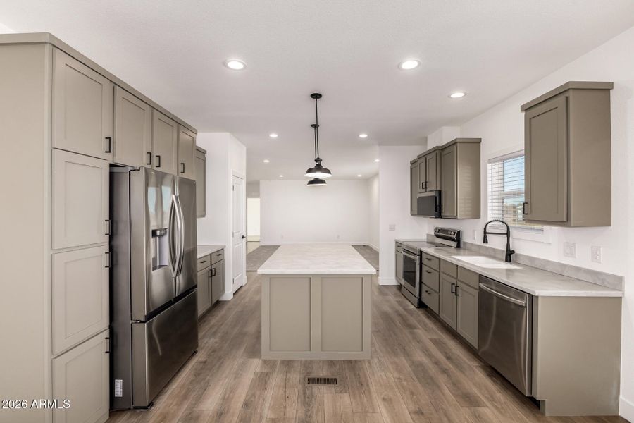 23059 W RANCHO LAREDO DR