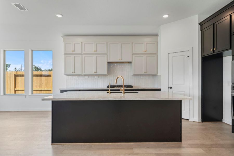 Furnished interior view inside a new home in Sienna 45', 50', Missouri City (Image 7). Furnished interior view inside a new home in Sienna 45', 50', Missouri City (Image 7).