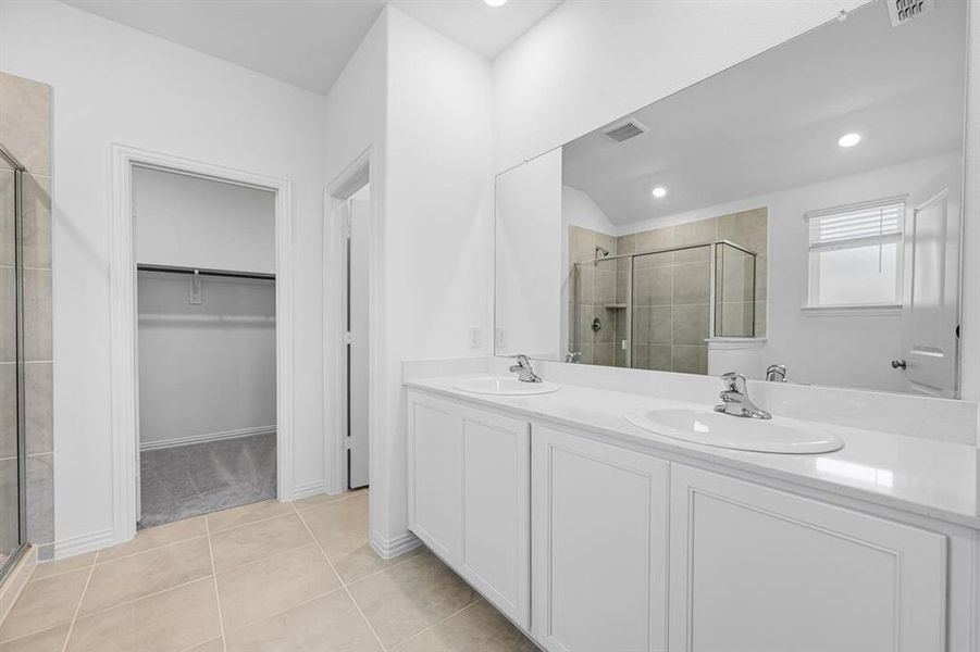 2608 Glacier Road ~ Ready Now