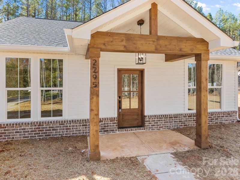 Exterior details and patio area of a home in , Lincolnton (Image 29).