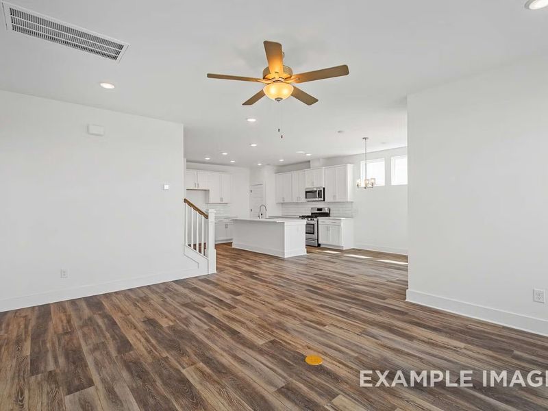 Spacious, unfurnished interior of a new home in Mercer Meadows, Royse City (Image 20). Spacious, unfurnished interior of a new home in Mercer Meadows, Royse City (Image 20).