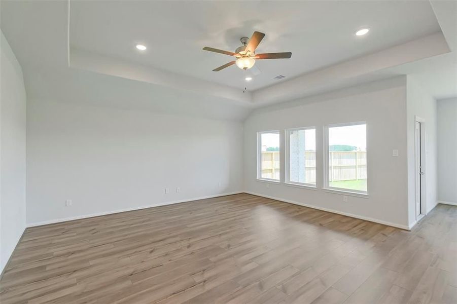 Spacious, unfurnished interior of a new home in Sierra Vista, Rosharon (Image 8). Spacious, unfurnished interior of a new home in Sierra Vista, Rosharon (Image 8).