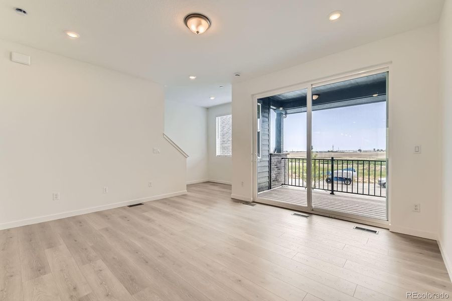 Spacious, unfurnished interior of a new home in , Broomfield (Image 25).