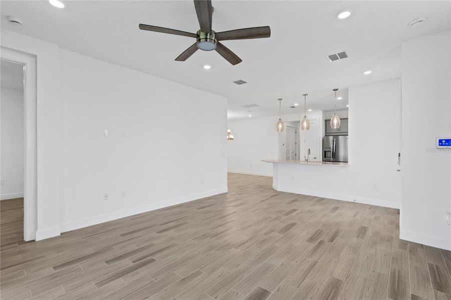 Spacious, unfurnished interior of a new home in Center Lake Ranch Community Group Page, St. Cloud (Image 14).