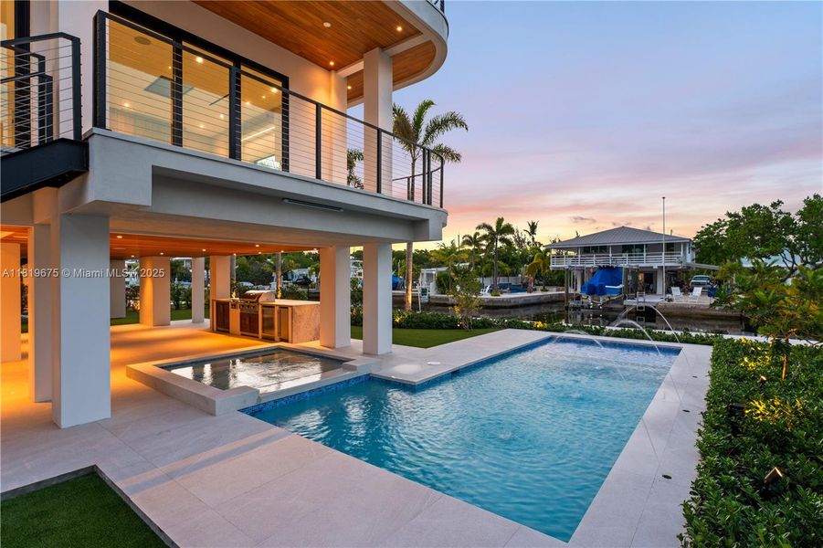 Exterior details and patio area of a home in , Key Largo (Image 25). Exterior details and patio area of a home in , Key Largo (Image 25).