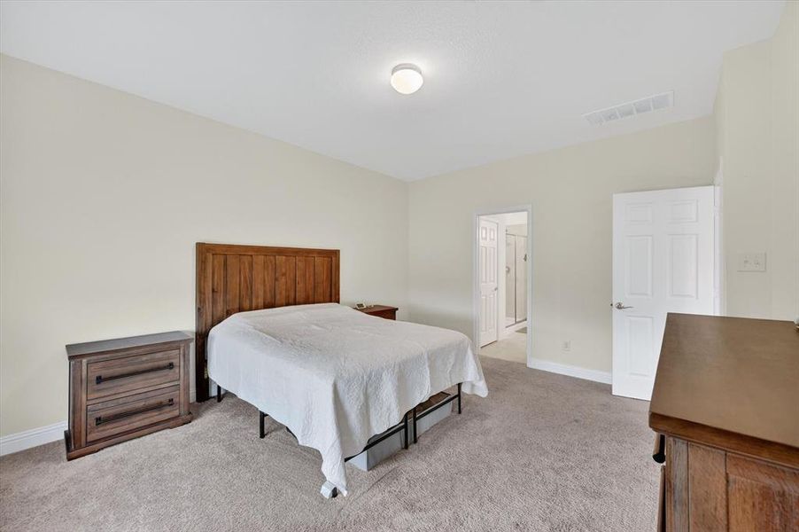Furnished interior view inside a new home in , Crandall (Image 33).