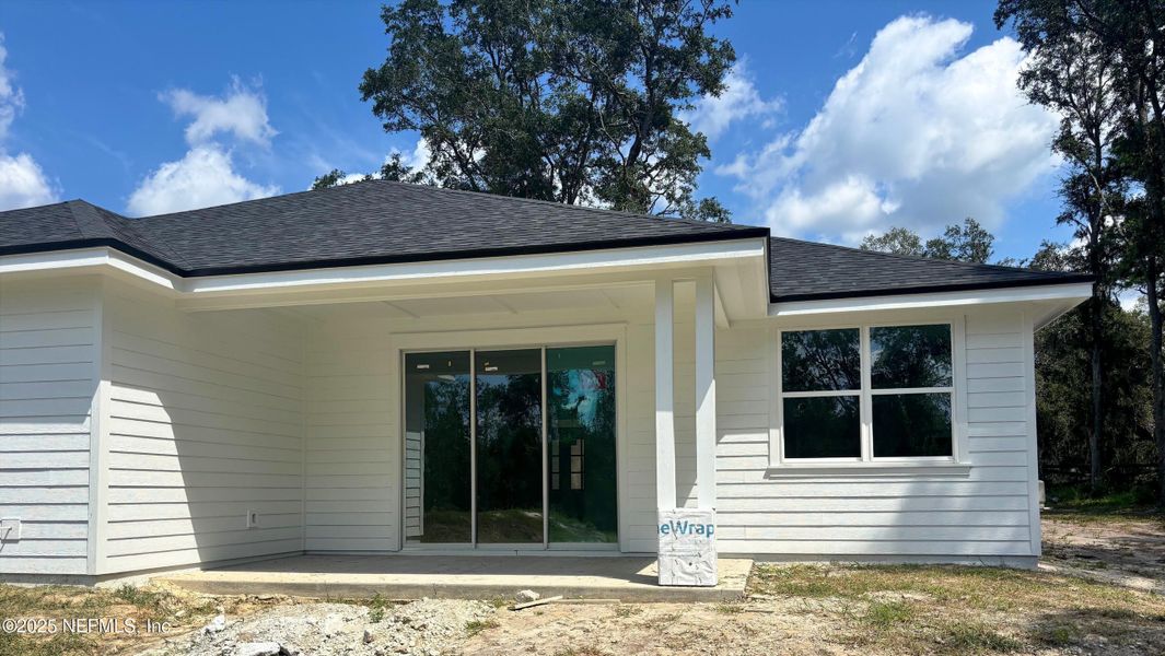 Front exterior of a new home in , Melrose, FL, highlighting curb appeal (Image 15). Front exterior of a new home in , Melrose, FL, highlighting curb appeal (Image 15).