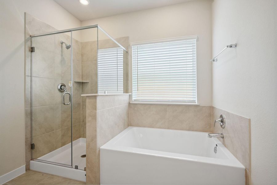 Photo is not of the actual home, but is an inspirational photo of builder’s model home and may depict options, furnishings, and/or decorator features that are not included Photo is not of the actual home, but is an inspirational photo of builder’s model home and may depict options, furnishings, and/or decorator features that are not included