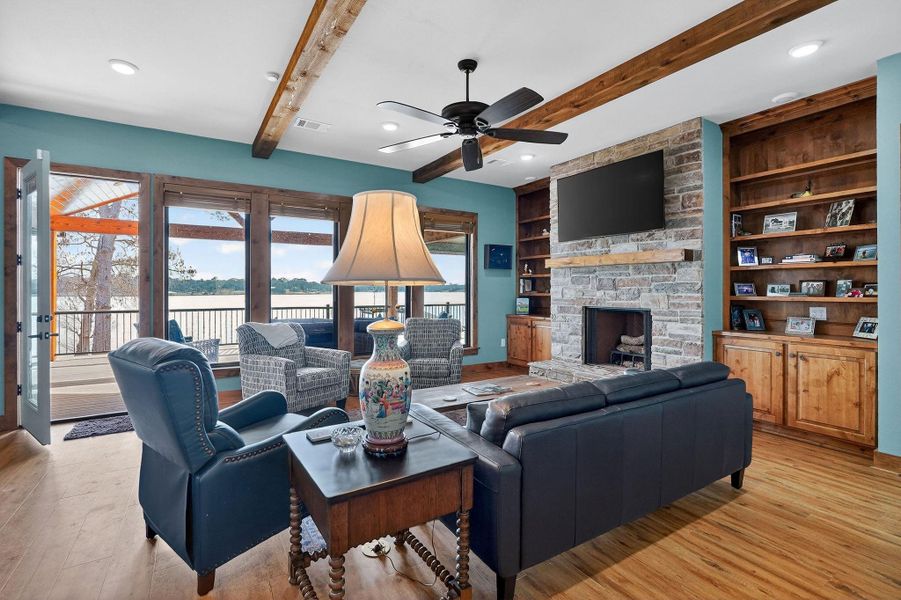 Image 44 of a home in .