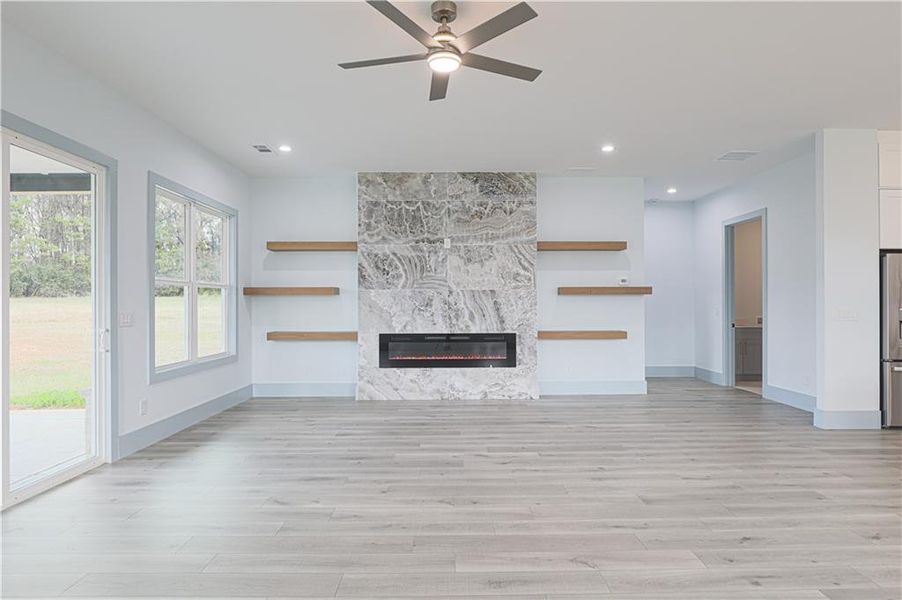 Spacious, unfurnished interior of a new home in , Maysville (Image 34).
