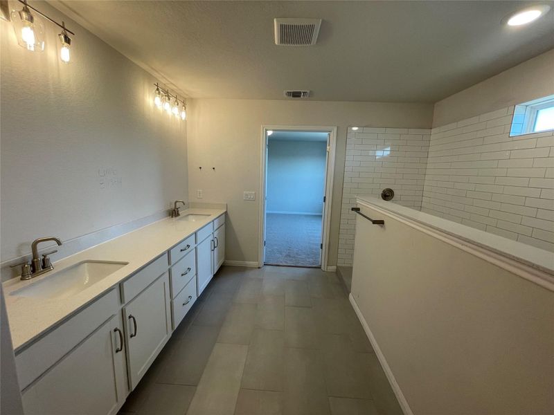 Furnished interior view inside a new home in Covered Bridge, Hutto (Image 10). Furnished interior view inside a new home in Covered Bridge, Hutto (Image 10).