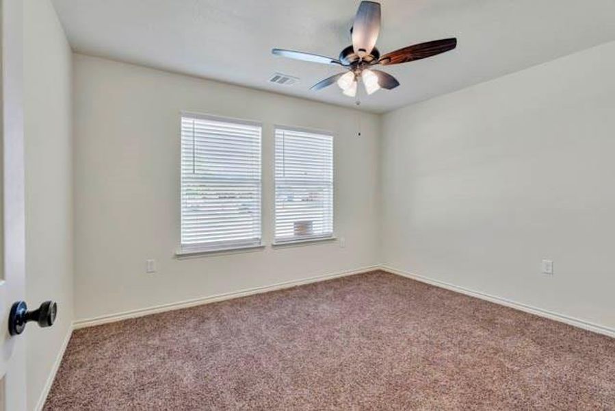 Spacious, unfurnished interior of a new home in , Fort Worth (Image 19).