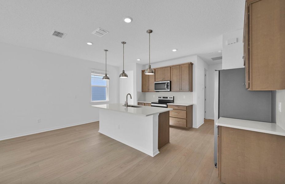 Furnished interior view inside a new home in Murray Farms, Middleburg (Image 8).
