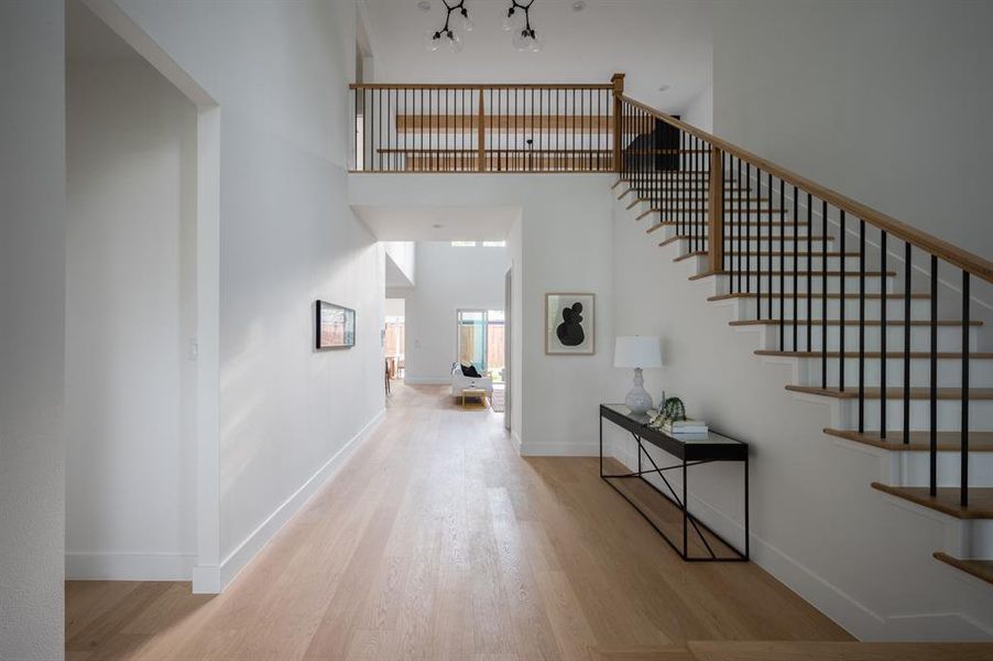 Furnished interior view inside a new home in , Dallas (Image 30).