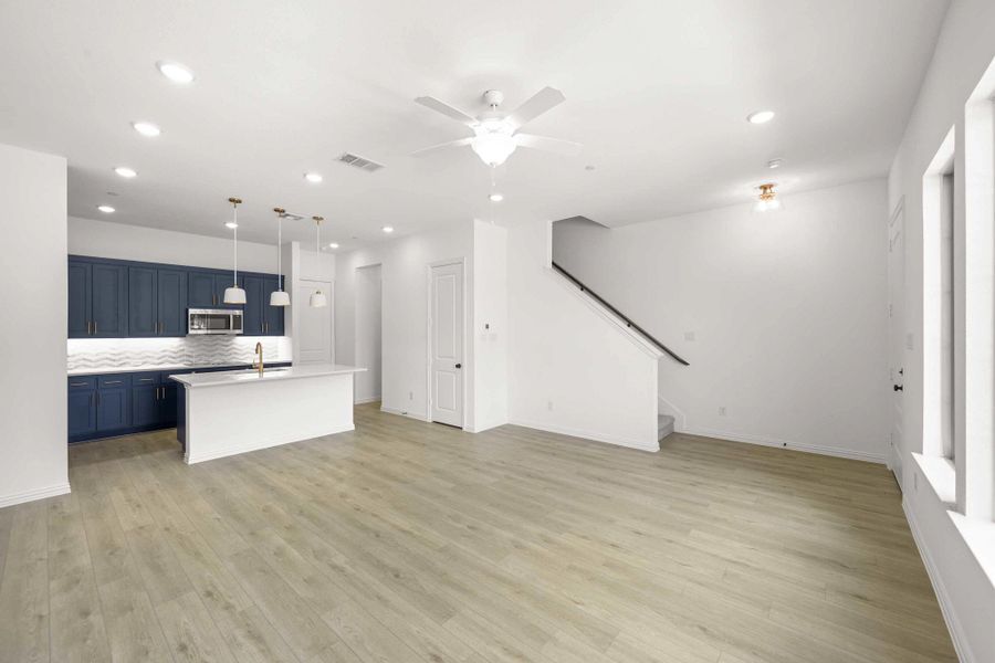 Open Kitchen-Living-Dining Room Open Kitchen-Living-Dining Room