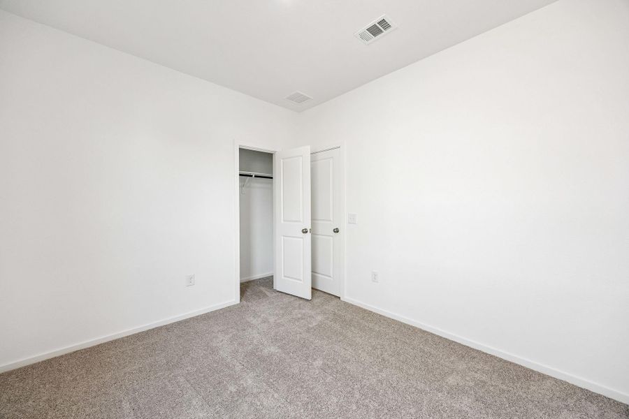 Spacious, unfurnished interior of a new home in Crosby Farms, Crosby (Image 13).