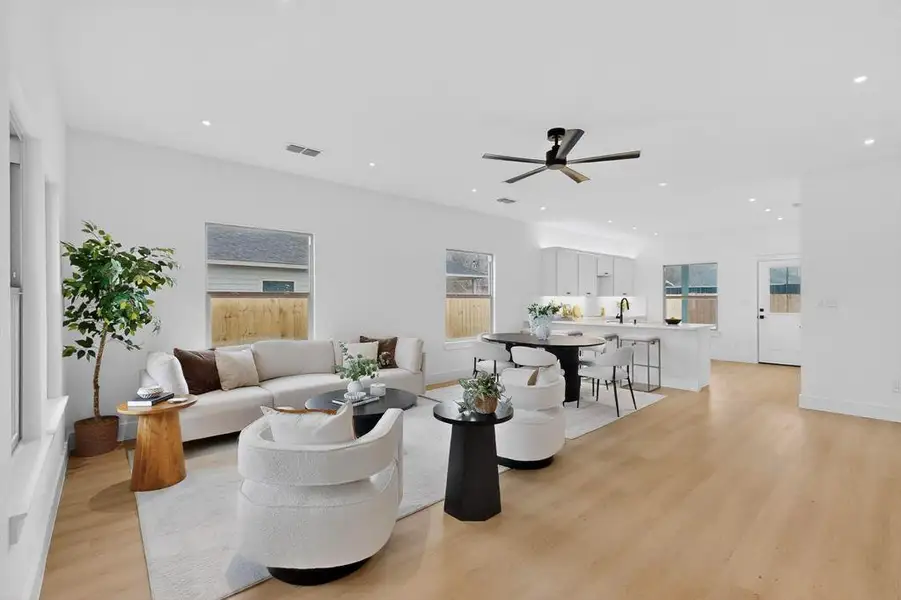 Furnished interior view inside a new home in , Dallas (Image 16).