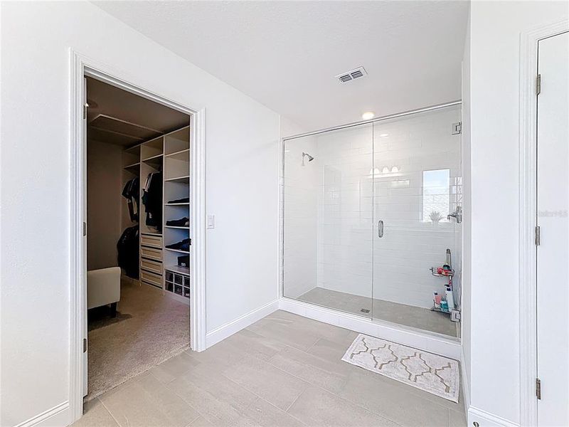 Spacious, unfurnished interior of a new home in Sunbrooke, St. Cloud (Image 26).