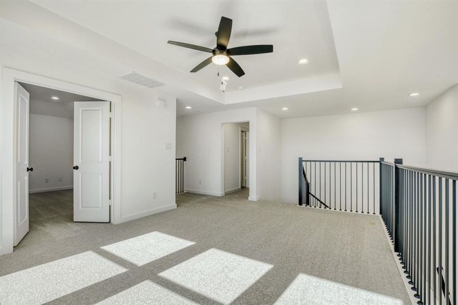 Spacious, unfurnished interior of a new home in Ten Mile Creek, Celina (Image 26).