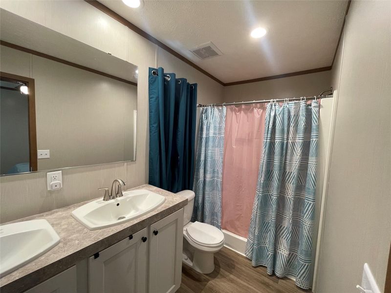 Furnished interior view inside a new home in , Tomball (Image 32).