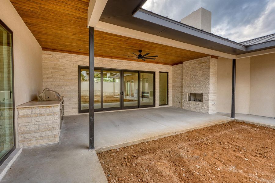 Exterior details and patio area of a home in , Horseshoe Bay (Image 27).