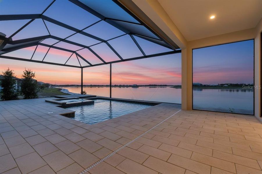 Exterior details and patio area of a home in , Sarasota (Image 30).