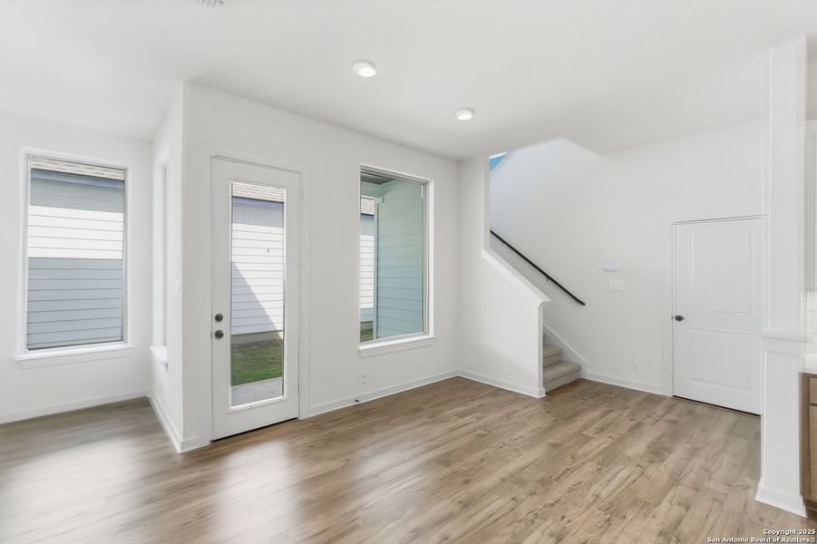 Spacious, unfurnished interior of a new home in The Crossvine – Garden Homes, Schertz (Image 17).
