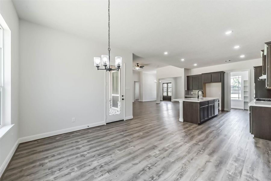 Spacious, unfurnished interior of a new home in , Baytown (Image 31).