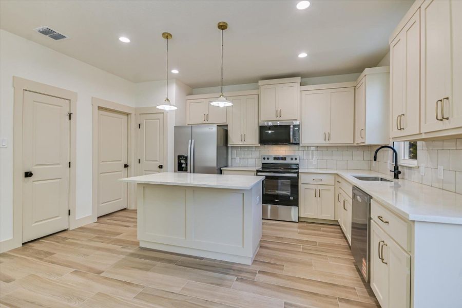 Furnished interior view inside a new home in , Wimberley (Image 7).