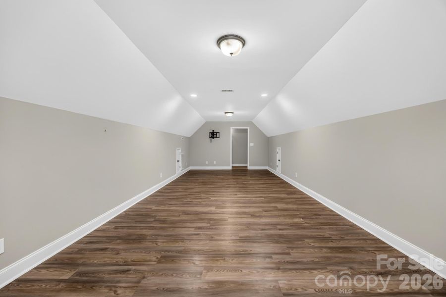 Bonus Room