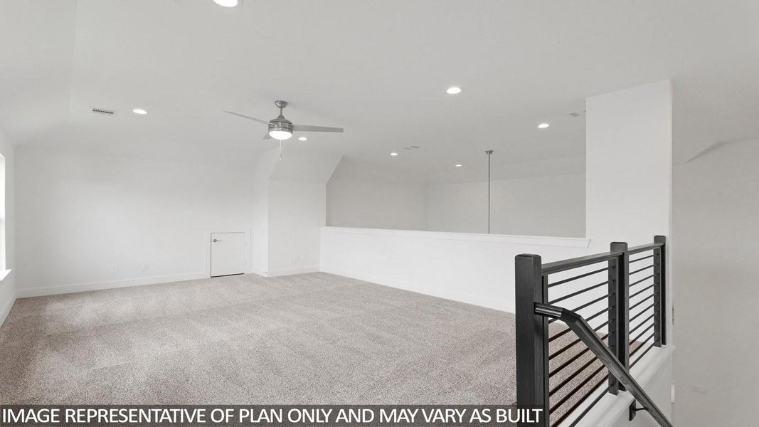 Spacious, unfurnished interior of a new home in Silverthorne, Conroe (Image 14). Spacious, unfurnished interior of a new home in Silverthorne, Conroe (Image 14).