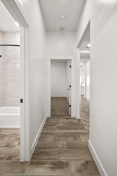 Representative furnished interior of a home built from the Sand Hills by LEH. Homes in Tierra Del Este 90, El Paso (Image 16). Representative furnished interior of a home built from the Sand Hills by LEH. Homes in Tierra Del Este 90, El Paso (Image 16).